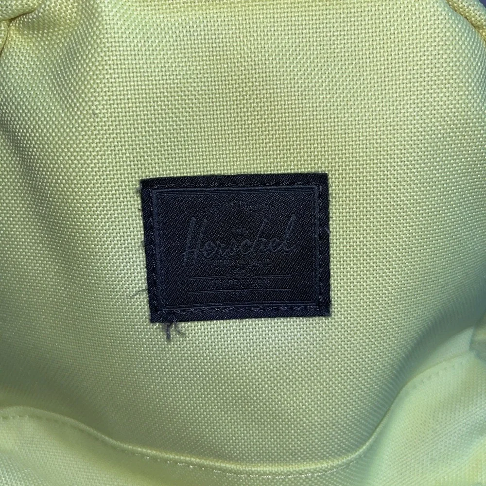 The Herschel Nova X-Small‎ Backpack Yellow Leisure Urban Style Retro Chic